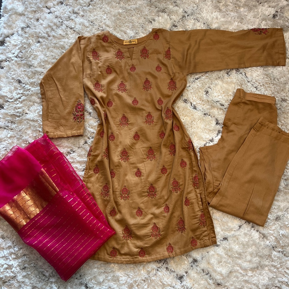 Bonanza Satrangi 3pcs Mustard Yellow & Pink Sequined Pakistani Indian Kurta Set